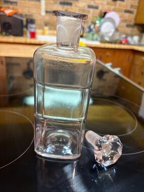 Antique Apothecary Bottle 1984